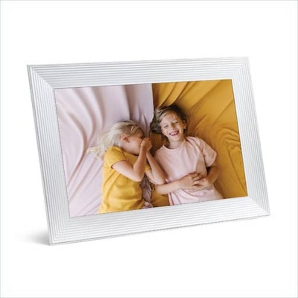Aura Frames Carver Wit