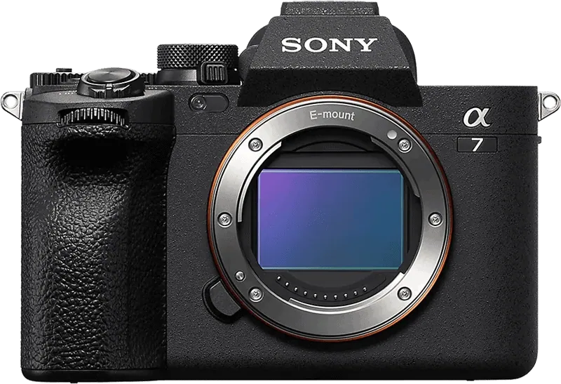 Sony Alpha A7 IV + FE 28-70mm f/3.5-5.6 OSS II